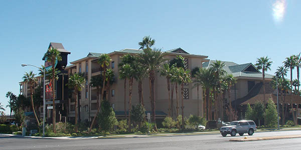 Tahiti Hotel Interior / Exterior